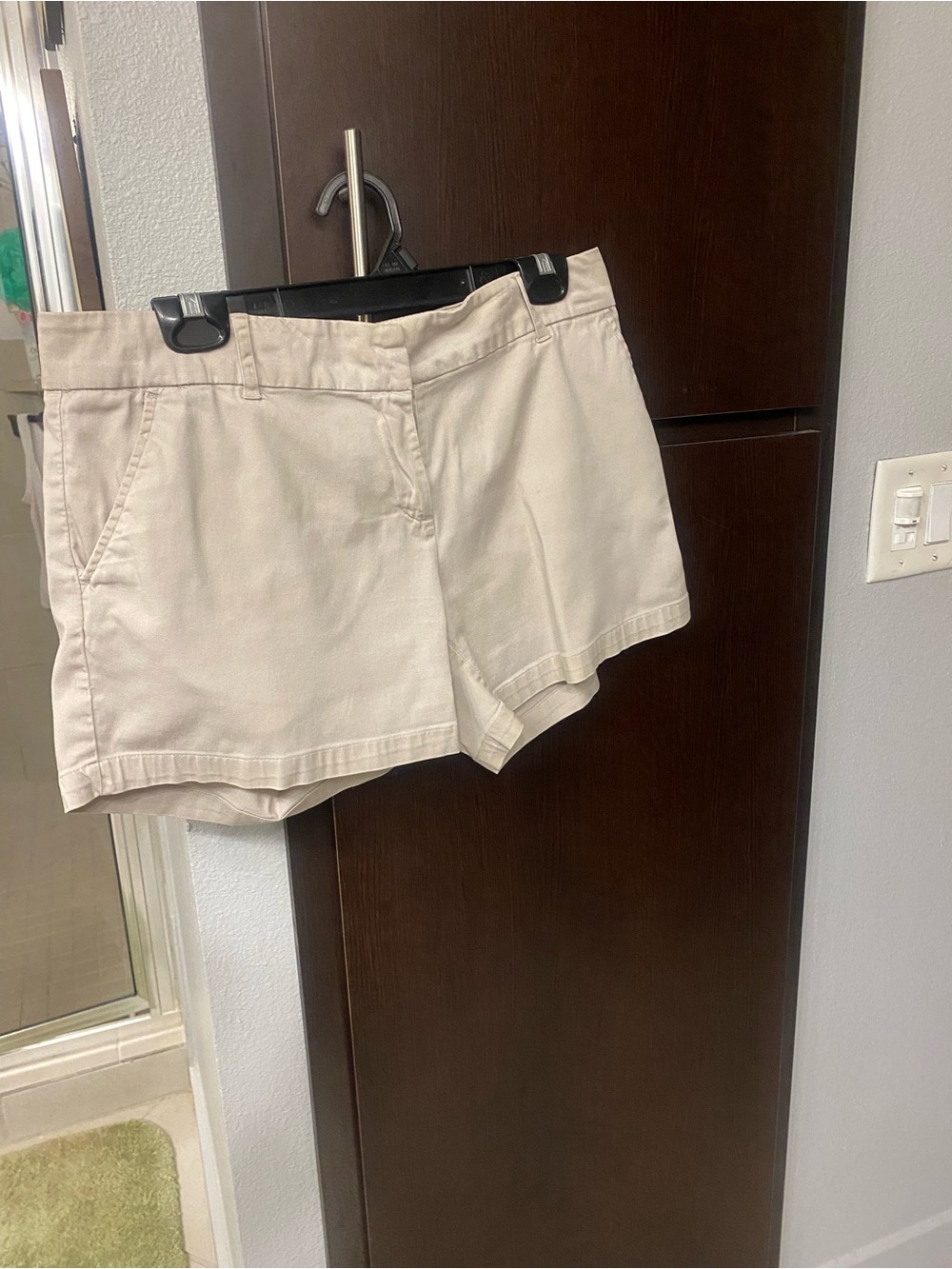 Cato High-Waist Cream Casual Shorts
